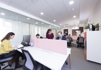 espace de coworking dans la gare saint lazare